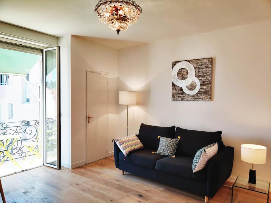 Apartment Floor Nest, Balcony Close To Sea And Old-town Nizza